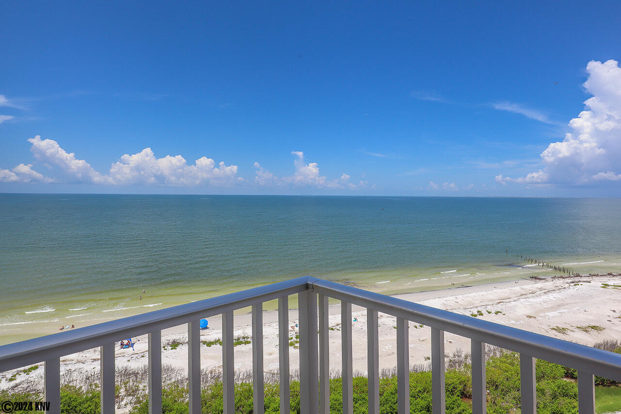 Hello Sunshine...Estero Beach And Tennis Club 1106A