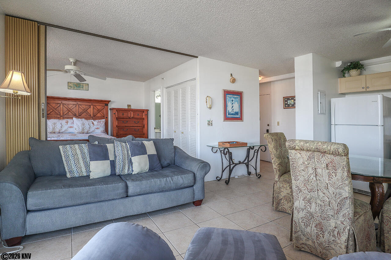 Comfortable accommodations in this air conditioned beachfront condo