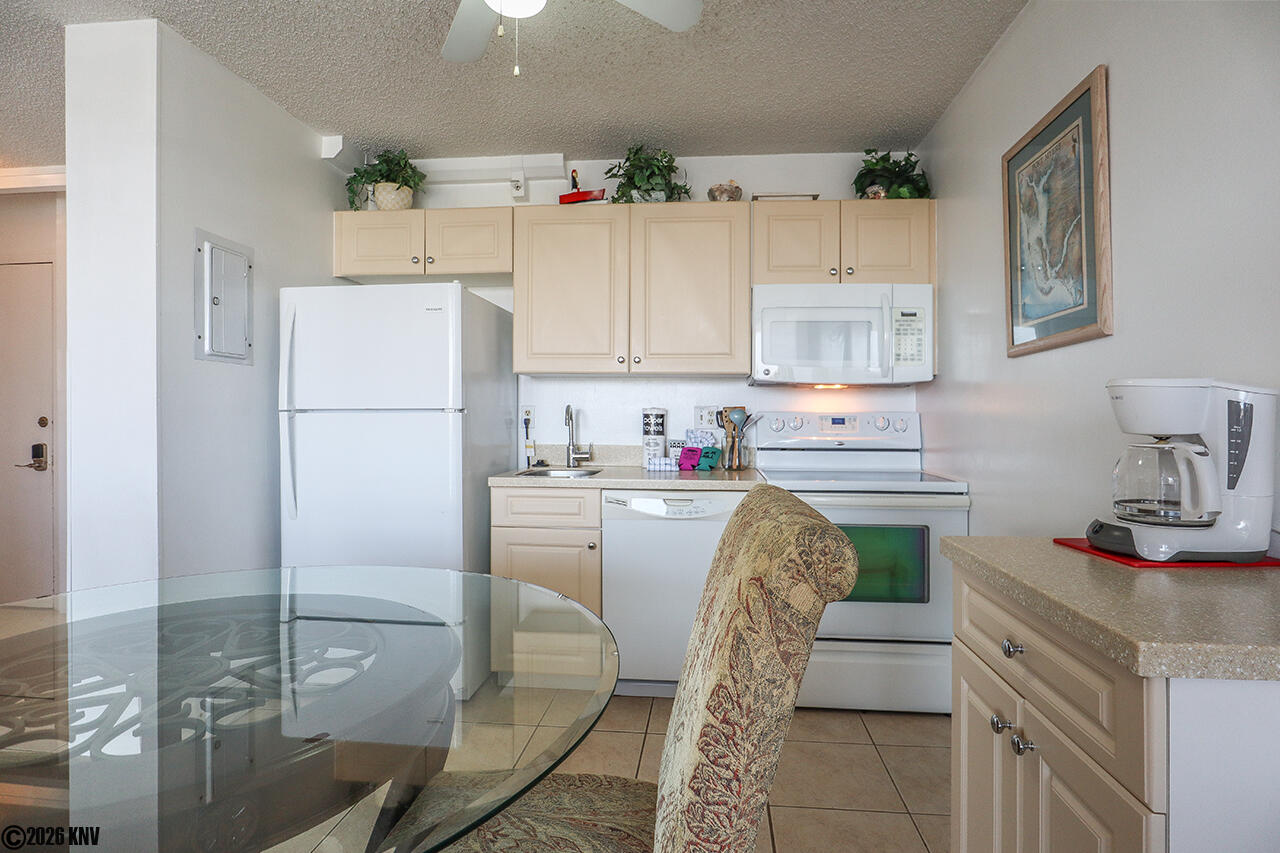 Estero Beach & Tennis Club 202A