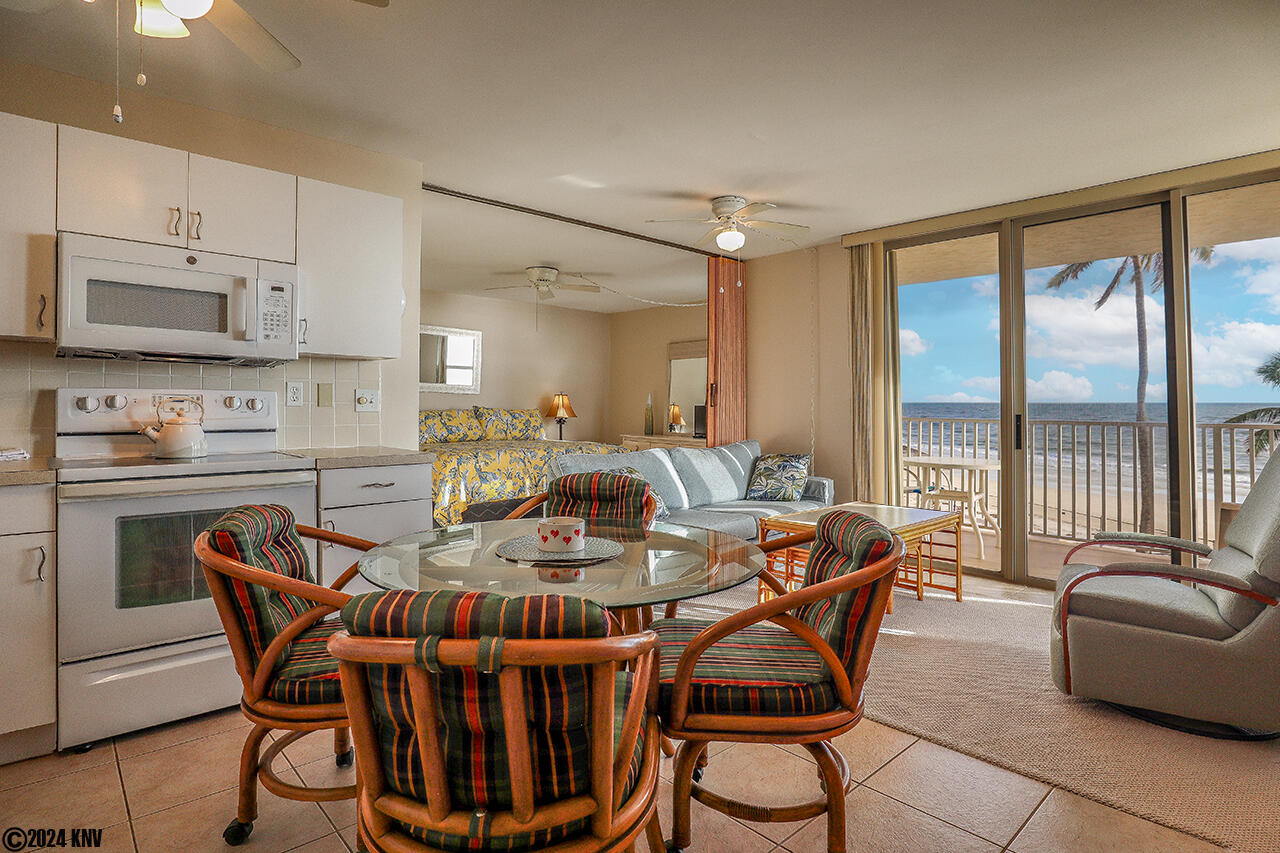 Estero Beach & Tennis Club 205C-0205C