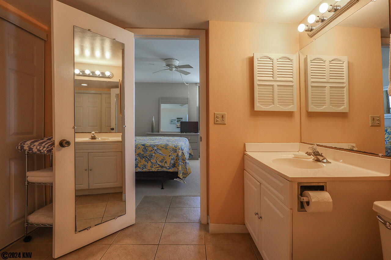 Full Sized Bath is stocked with linens including beach towels
