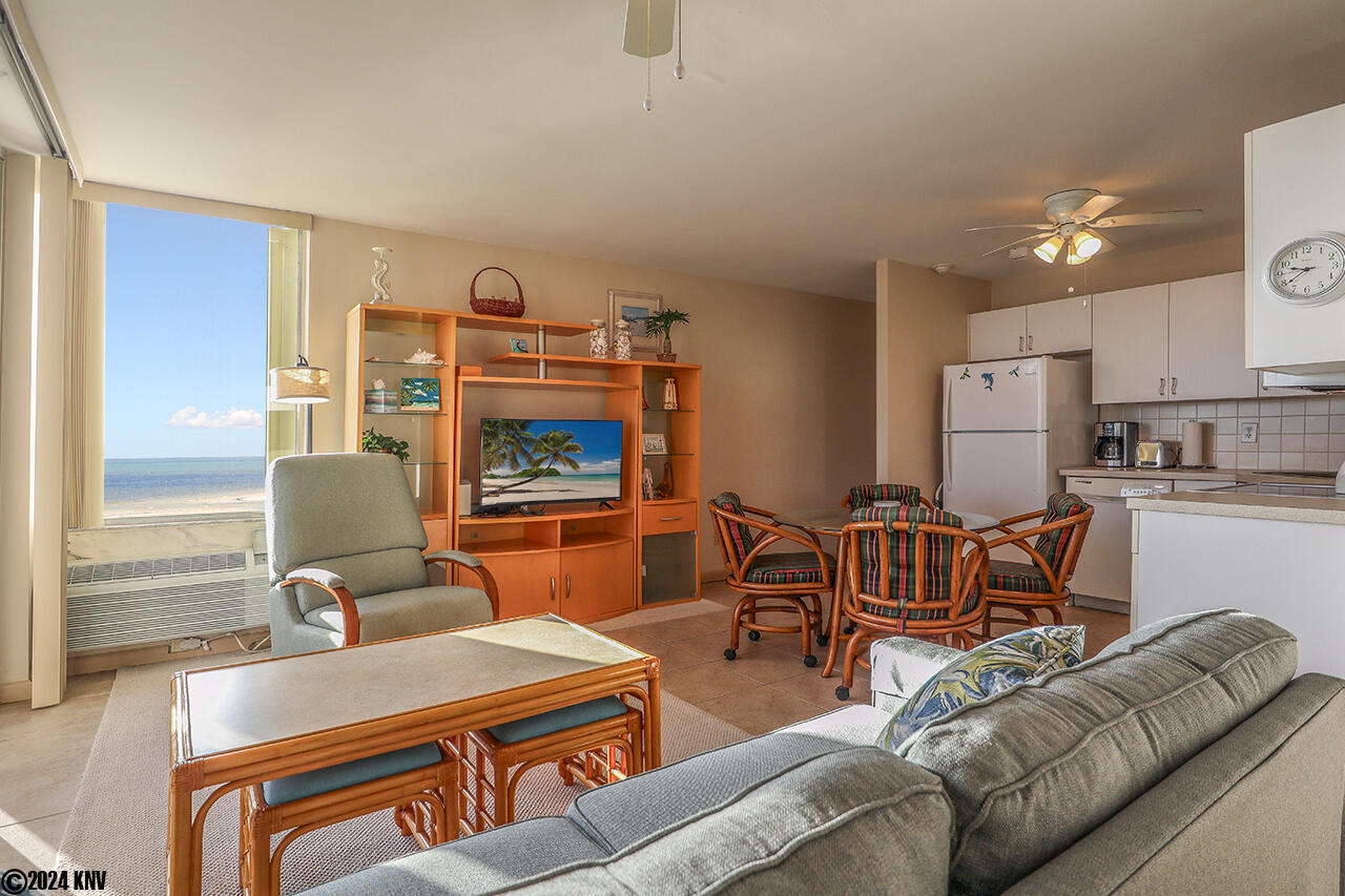 Comfortable Beachfront Accommodations at the most popular complexes on the island - Estero Beach And Tennis Club