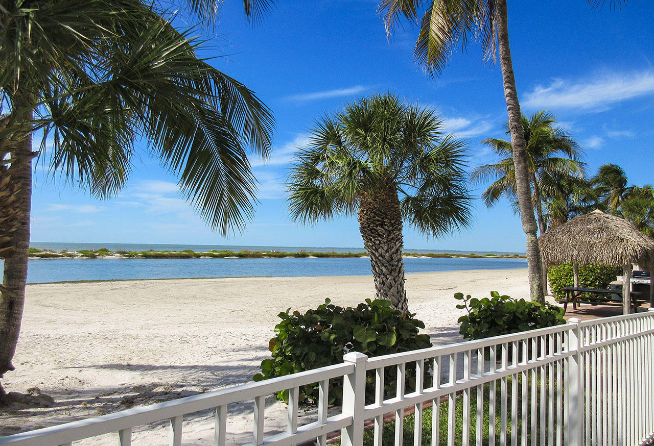 Eden House on the Beach