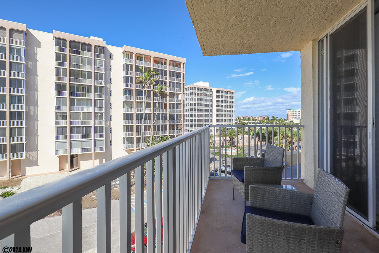Balcony view extends from Bayside to a Direct Gulf View