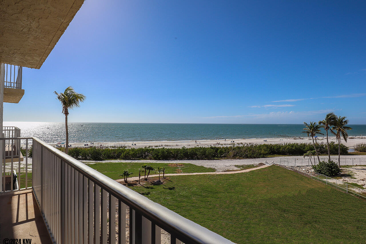 Balcony view extends from Bayside to a Direct Gulf View