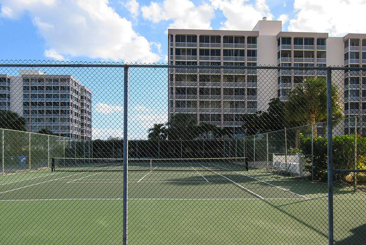 Terra Mar Tennis Courts