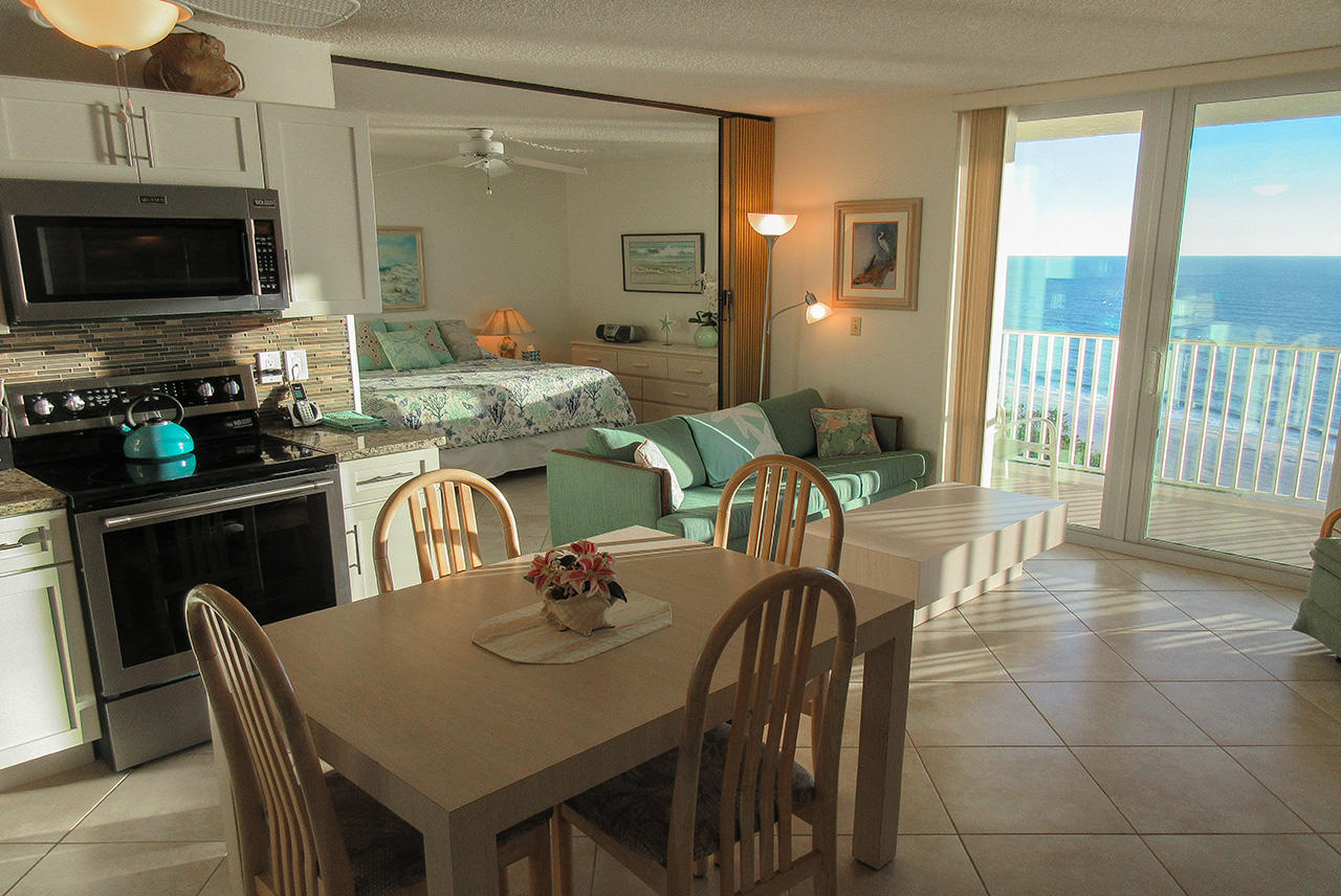 Estero Beach & Tennis Club 1105A-1105A