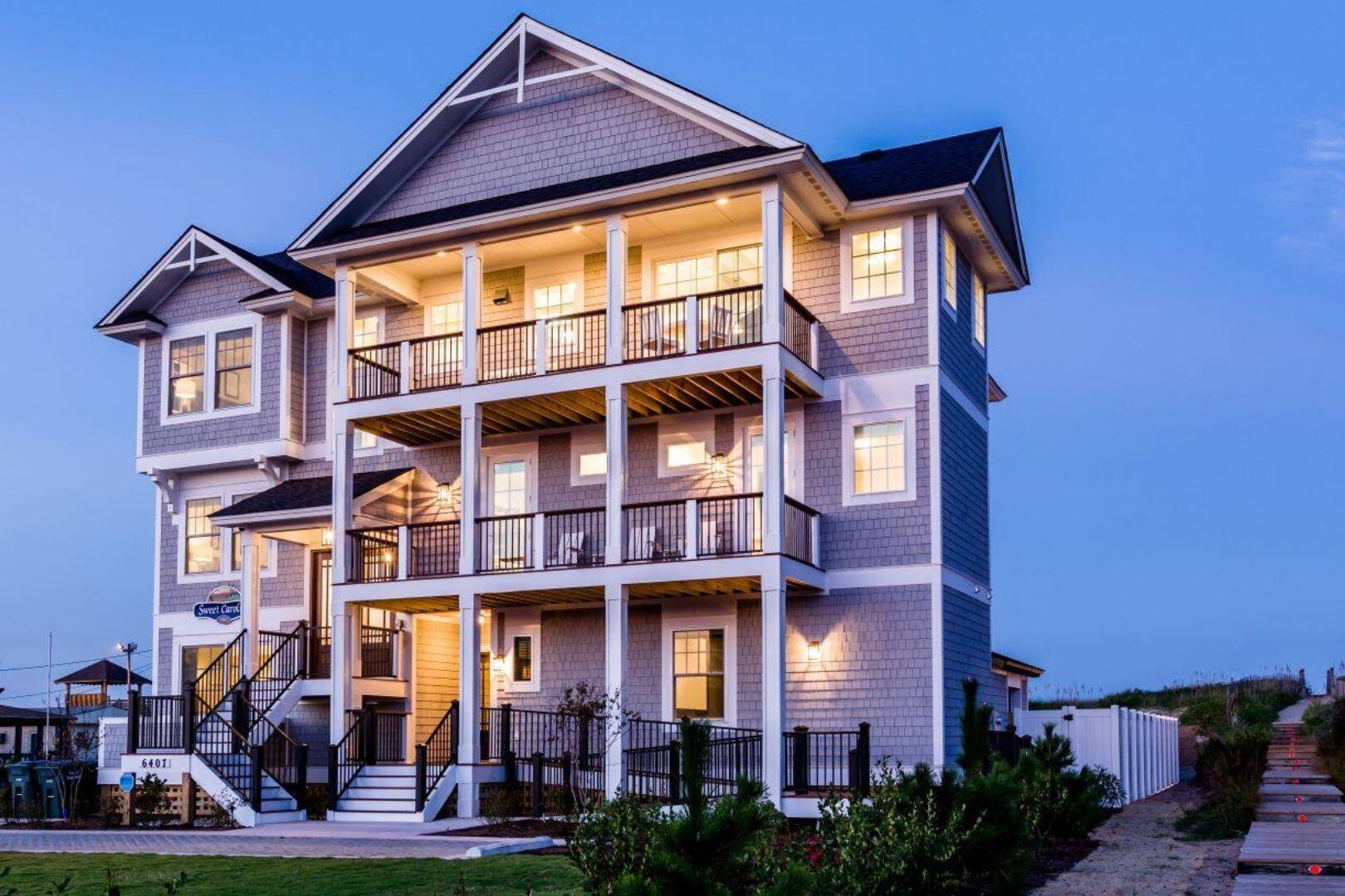 Another 'What is the deal with that house?' post. This mansion on W Sugar  Creek that \, image size:1620x1080