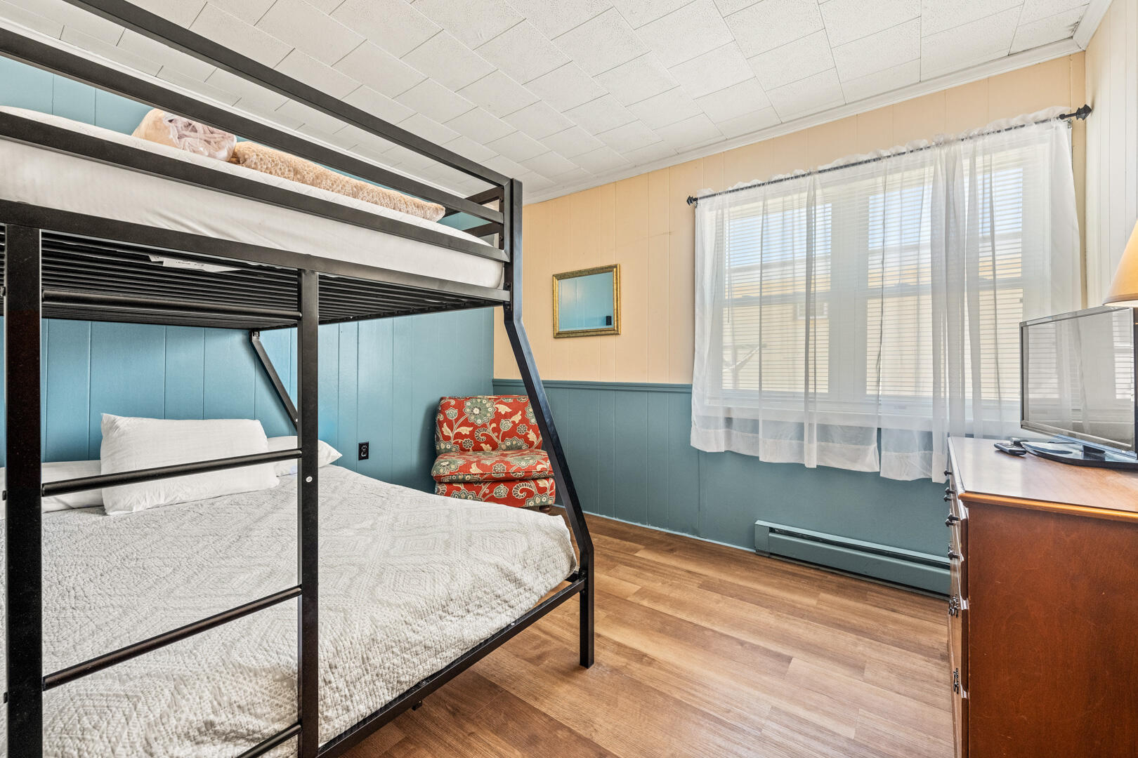 What is the Bed Size for Pyramid Bunk: Ultimate Guide Revealed