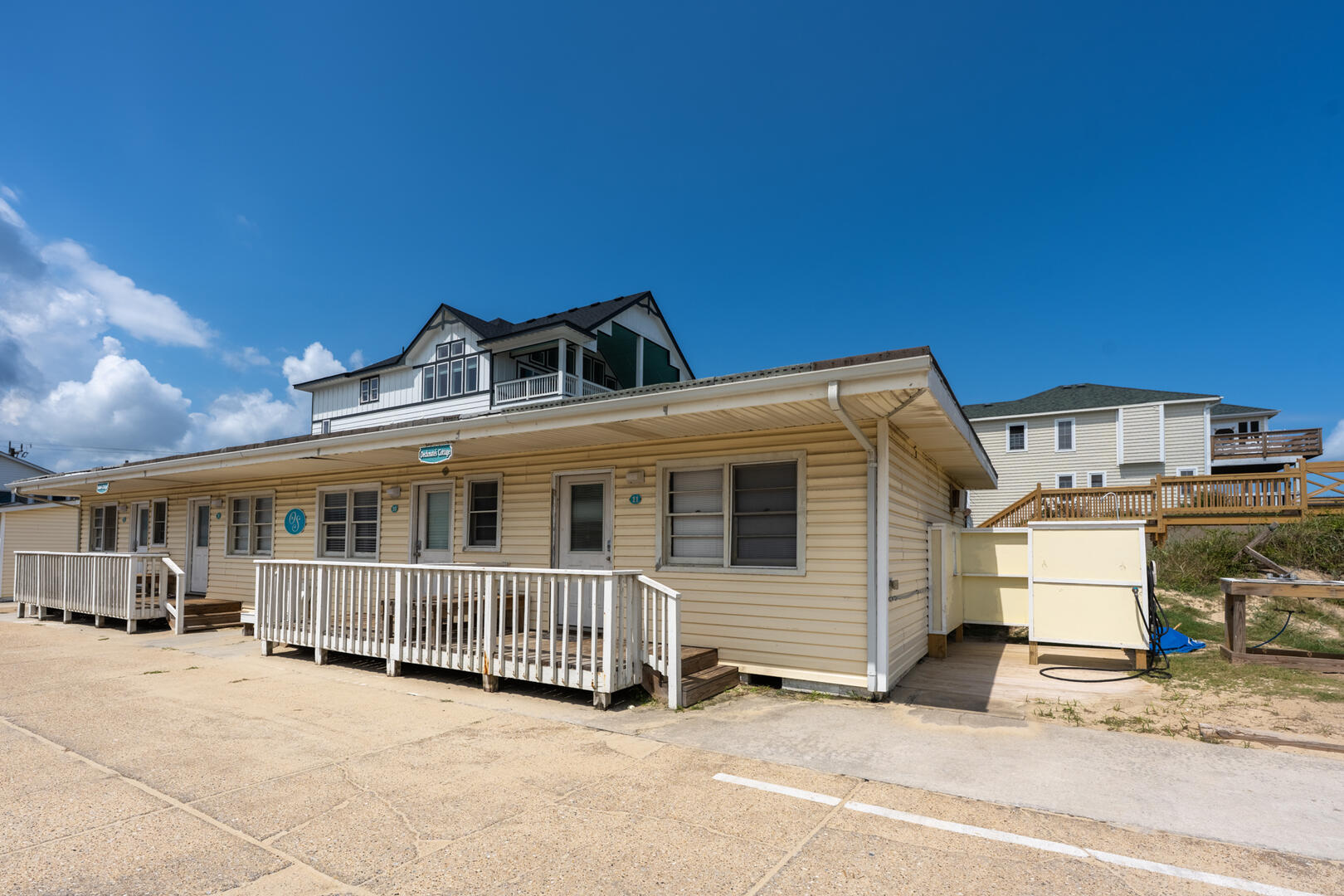 The Deckmate's Efficiency 11 at Oceanside Court