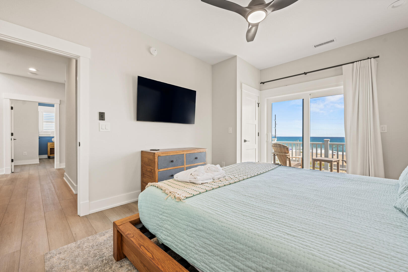 King En Suite with Private Balcony and Ocean Views on Fourth Level
