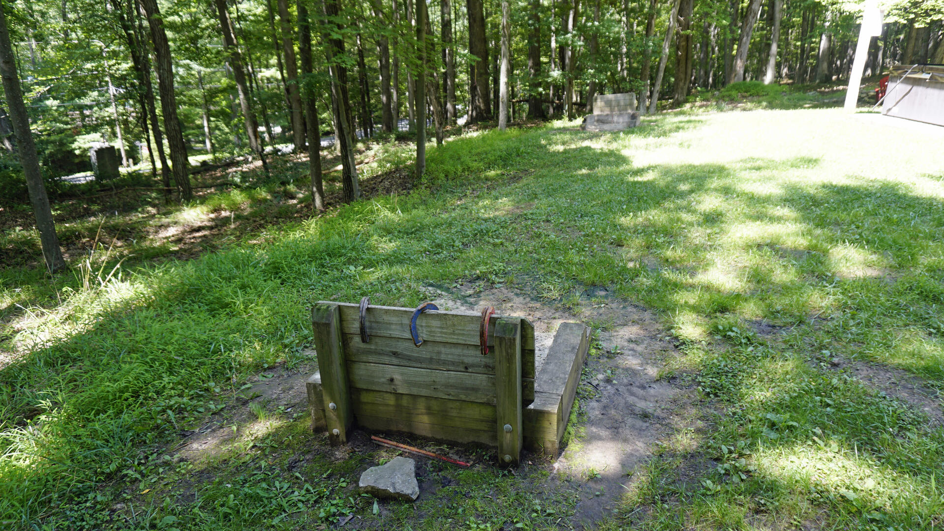 Horseshoe pits