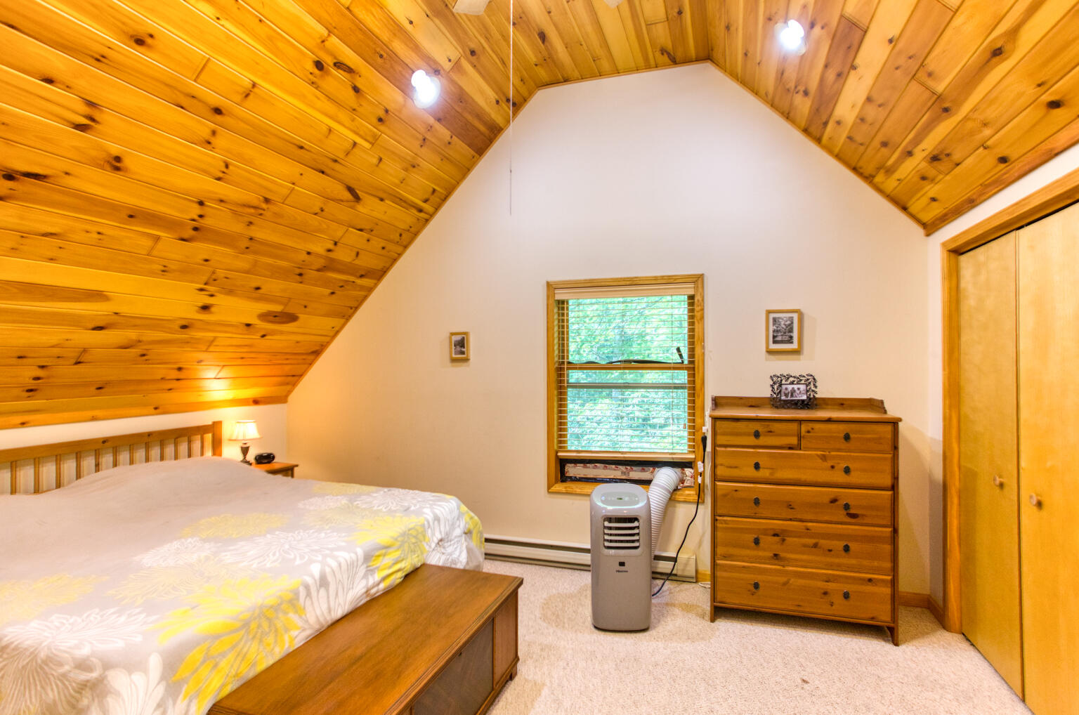 Bedroom 1_2 King Loft