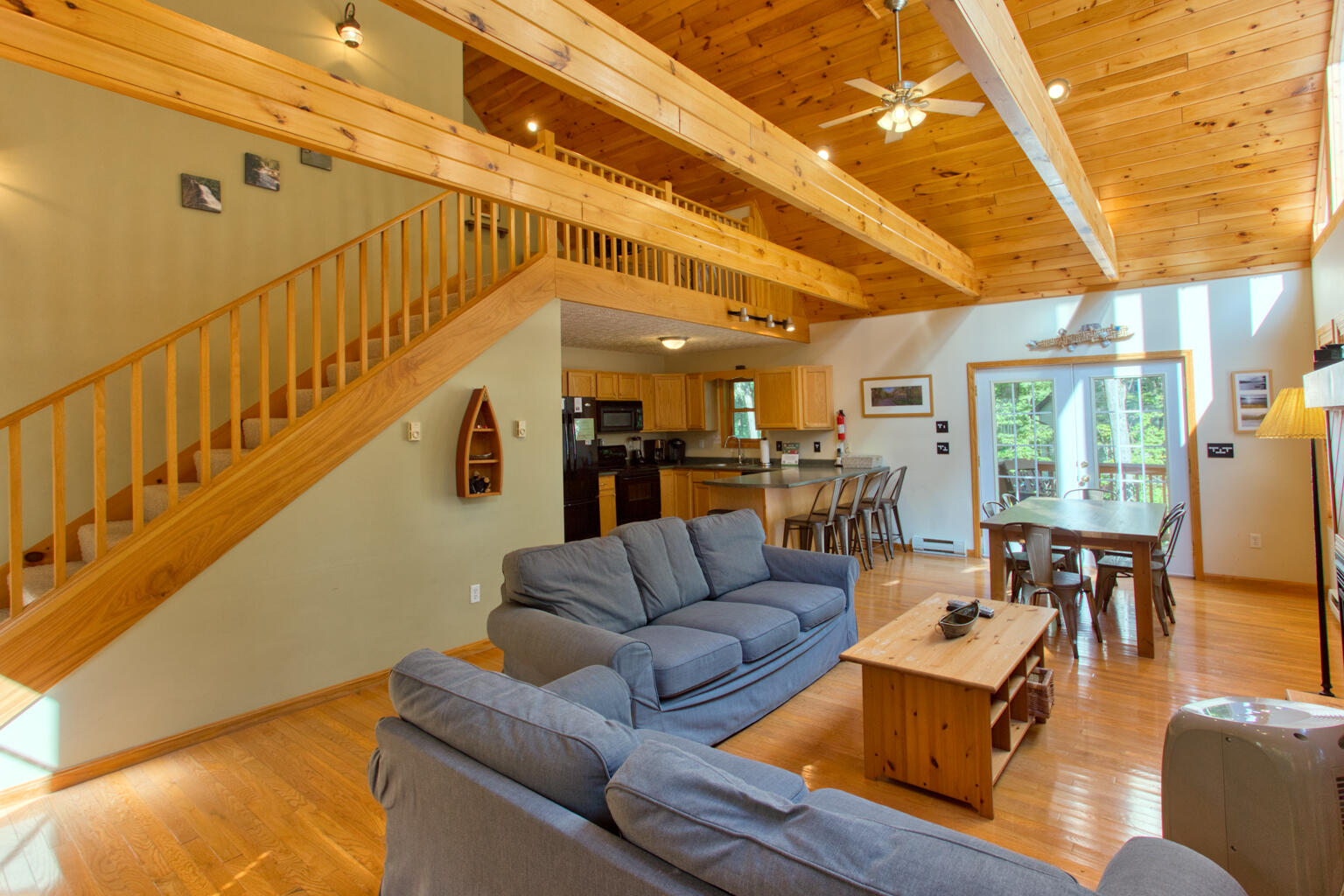 Great Room steps to loft