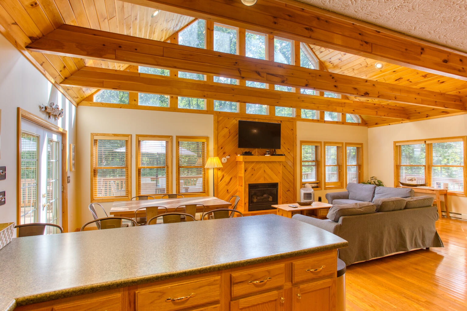 kitchen to great room_2