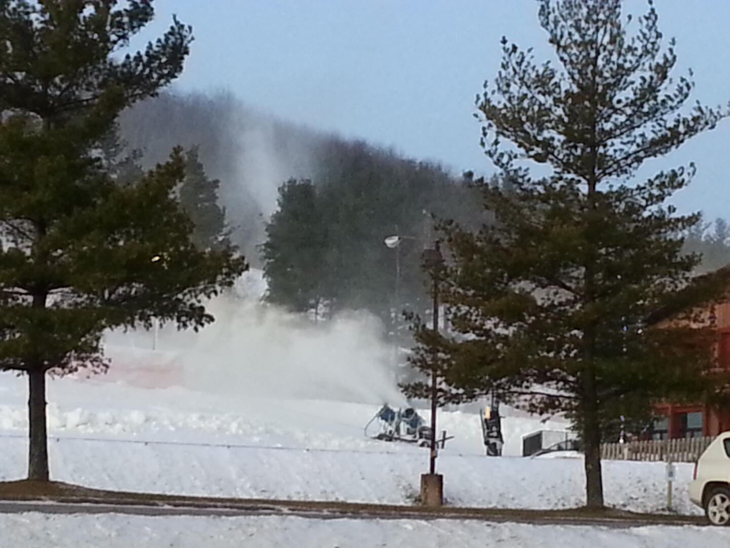 WISP Dawn snowmaking