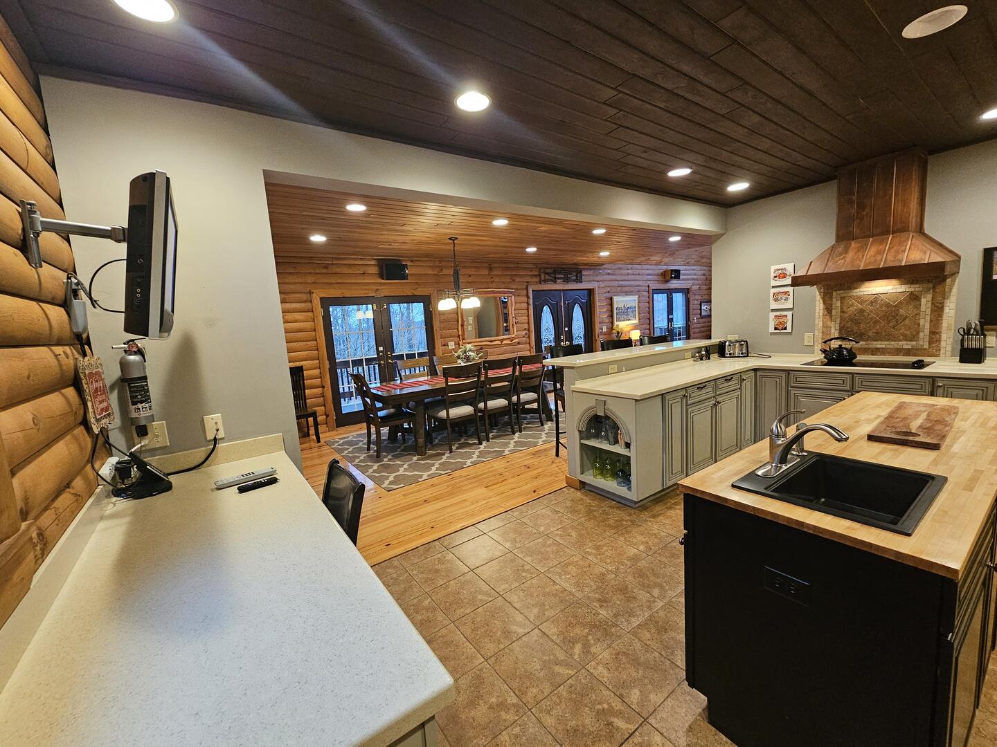 Kitchen to dining