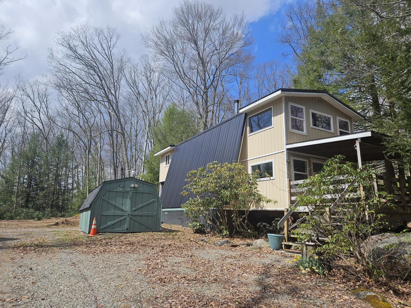 Front of house - Spring