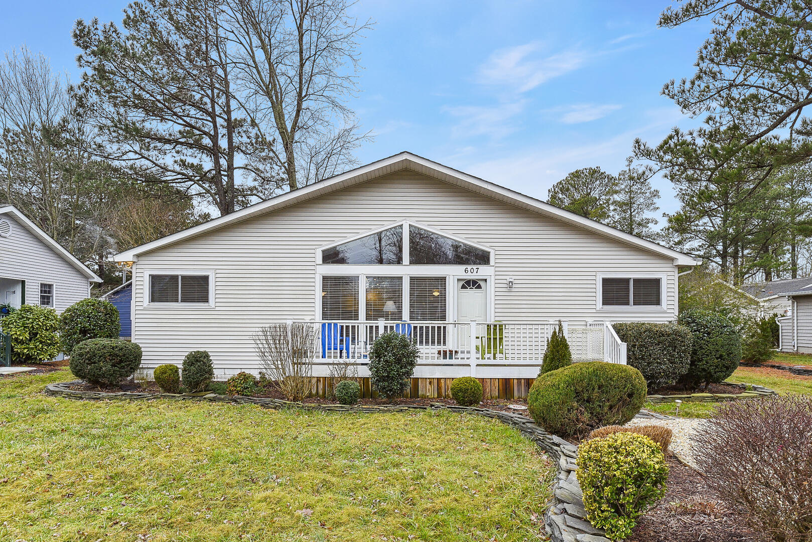 Exterior,607 Delaware Court,