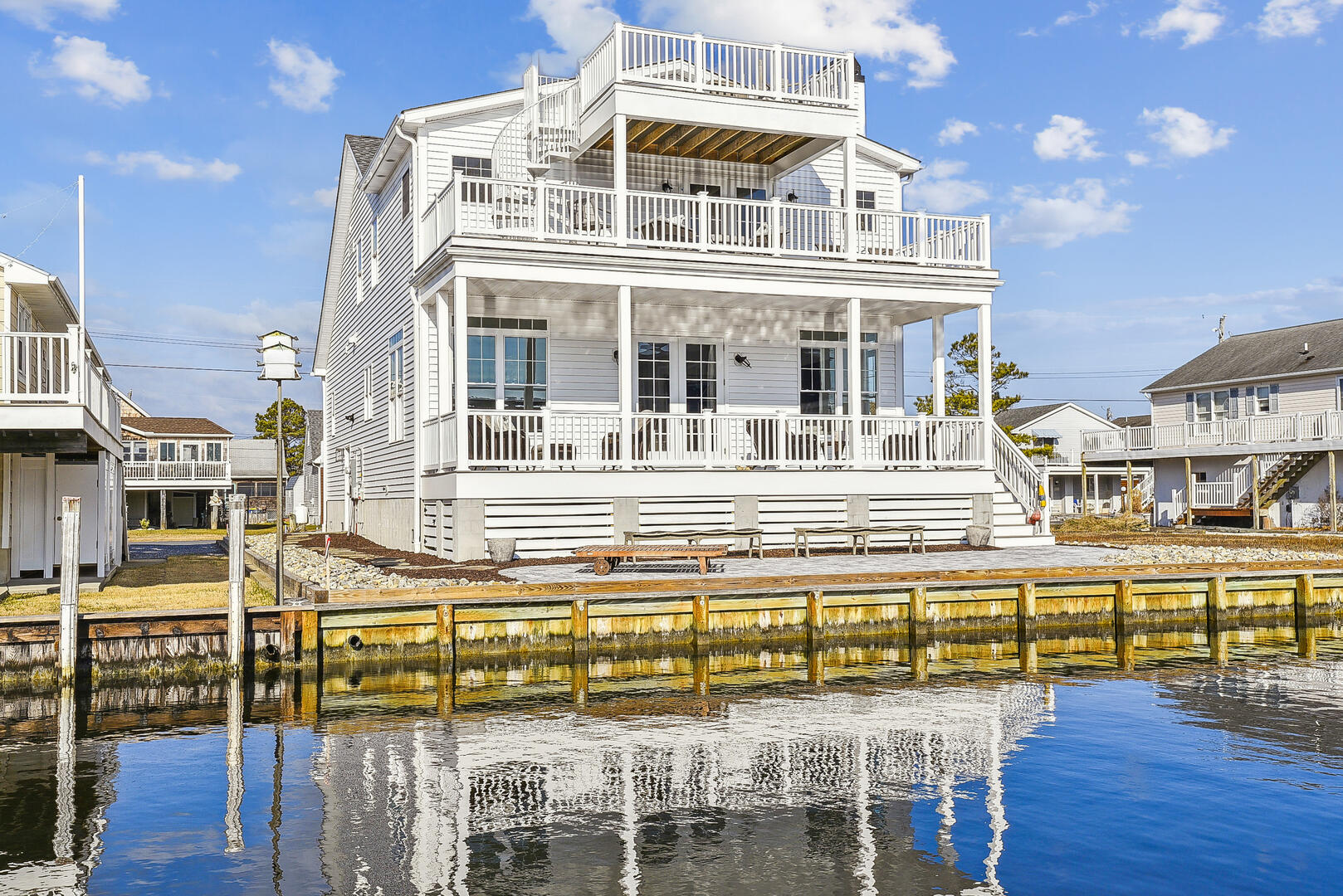 Exterior,Back Elevation,