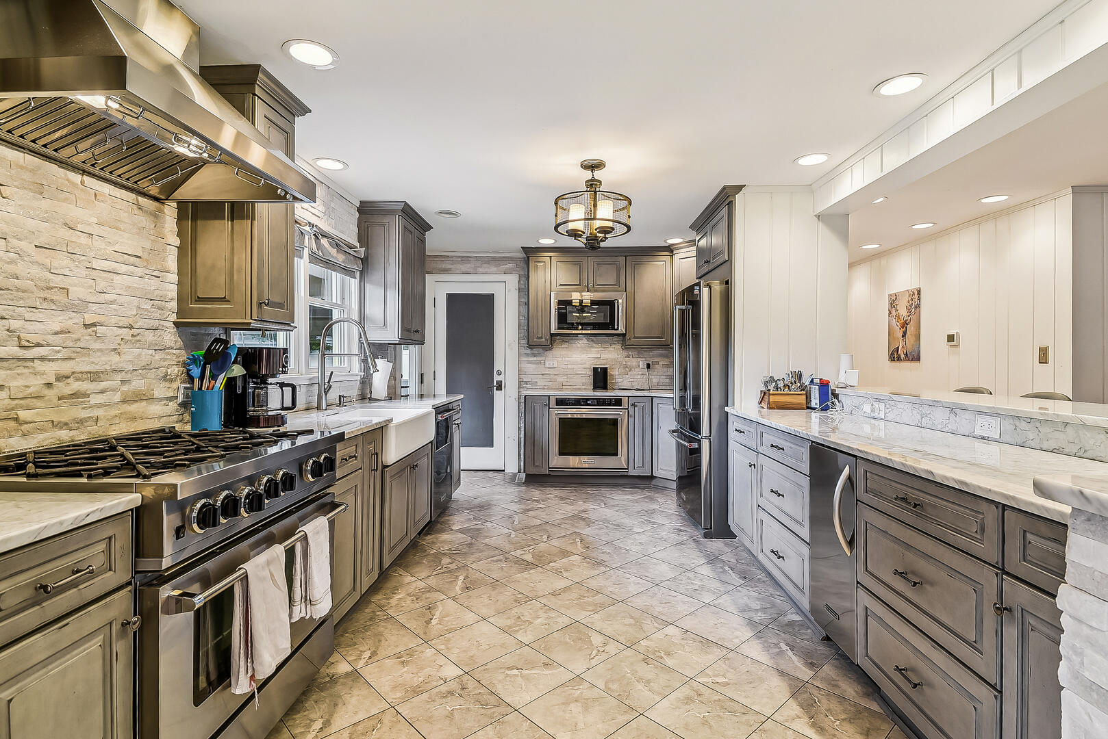 Main Level,Kitchen,