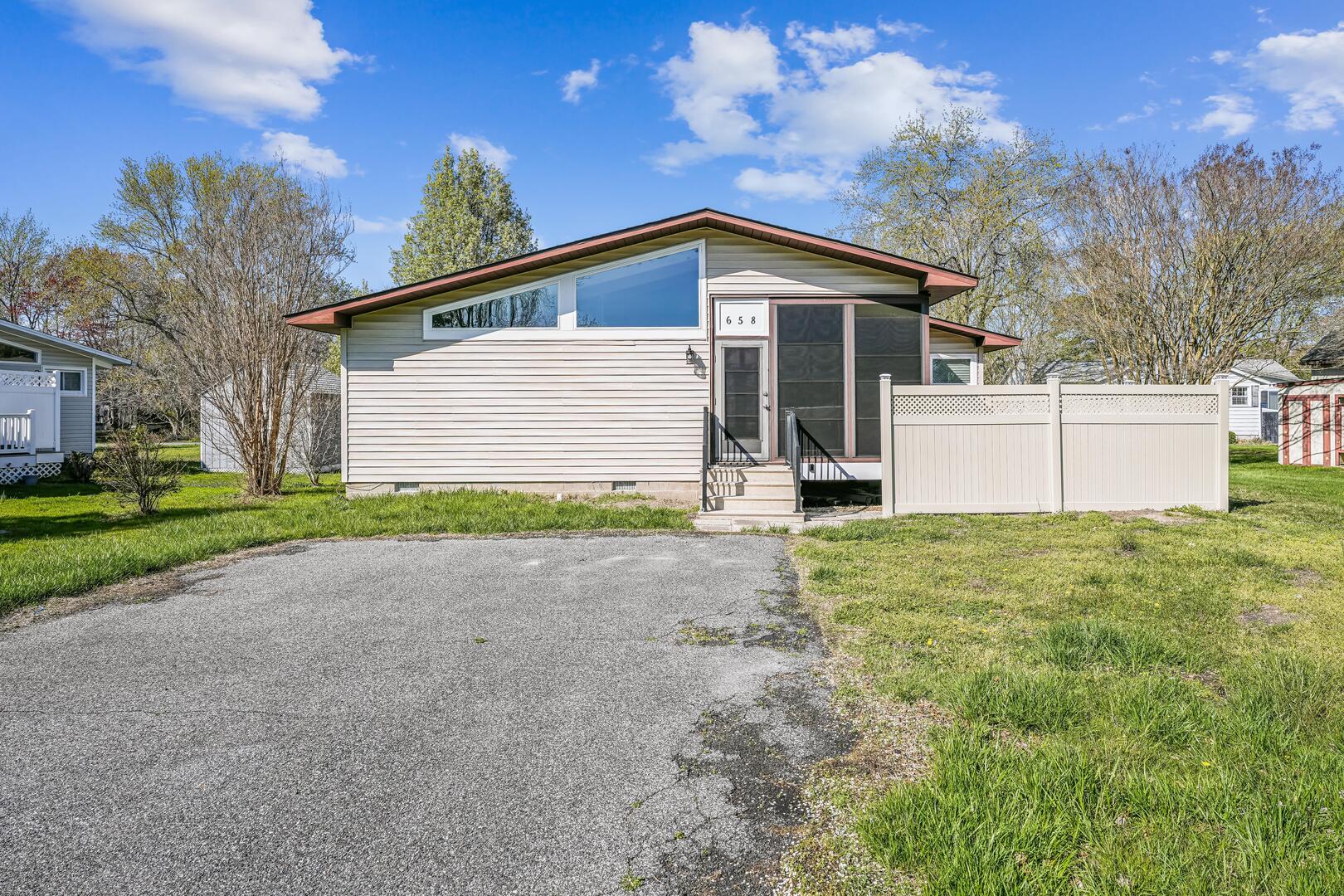 Group,Front Elevation,