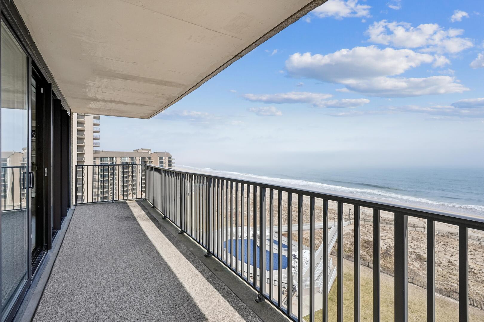 Group,Balcony,