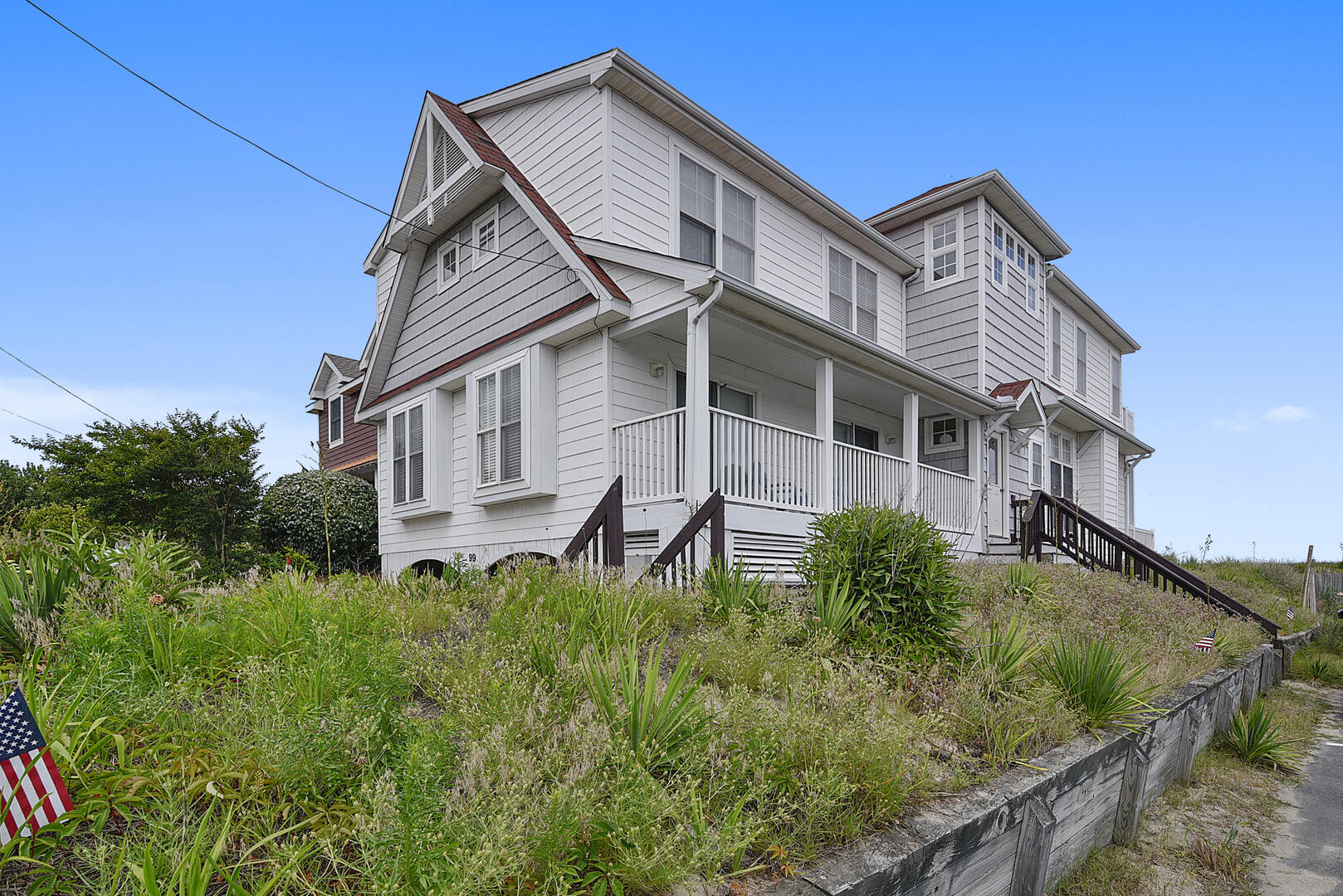 Exterior,99 Wellington Pkwy,