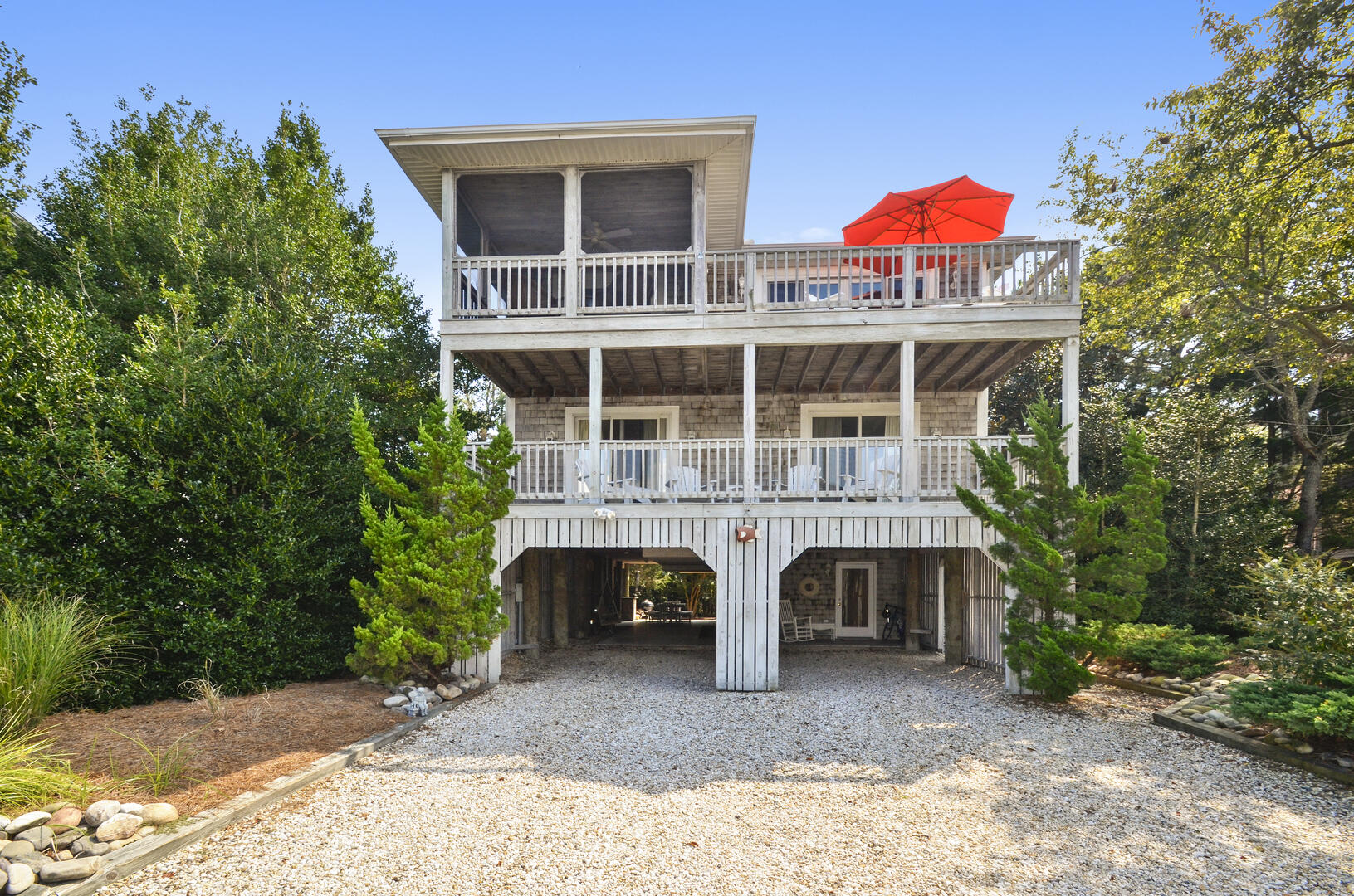 Exterior,Front Elevation,
