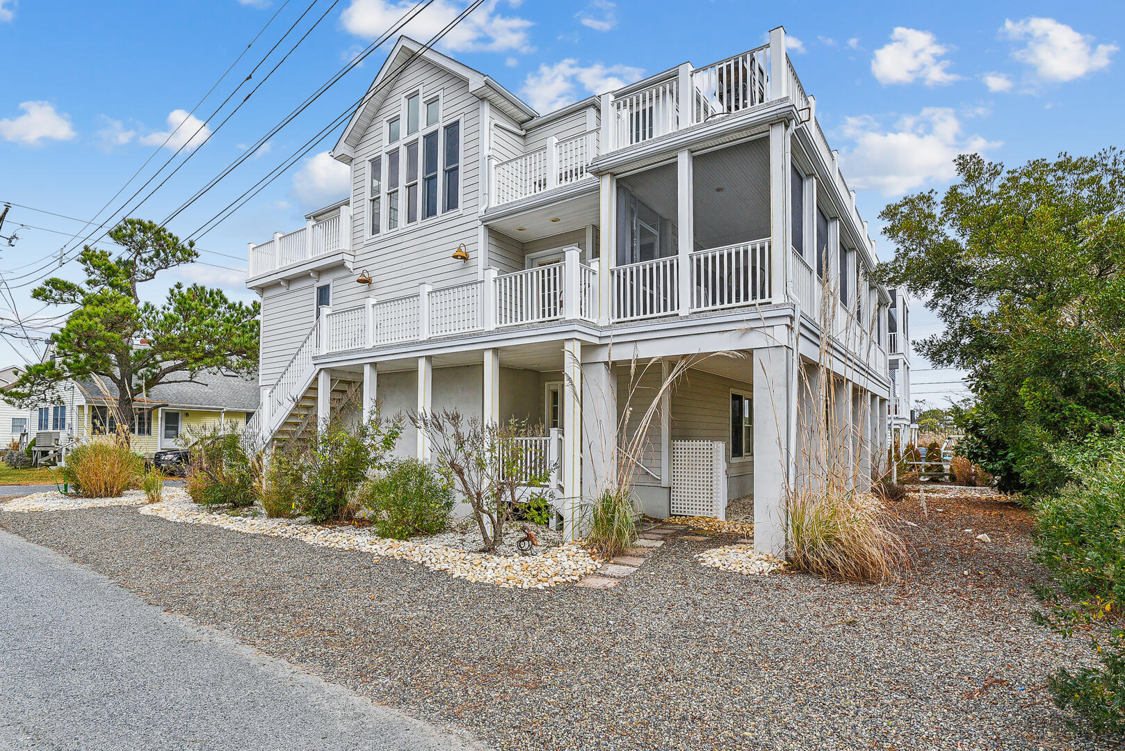 Exterior,Back Elevation,