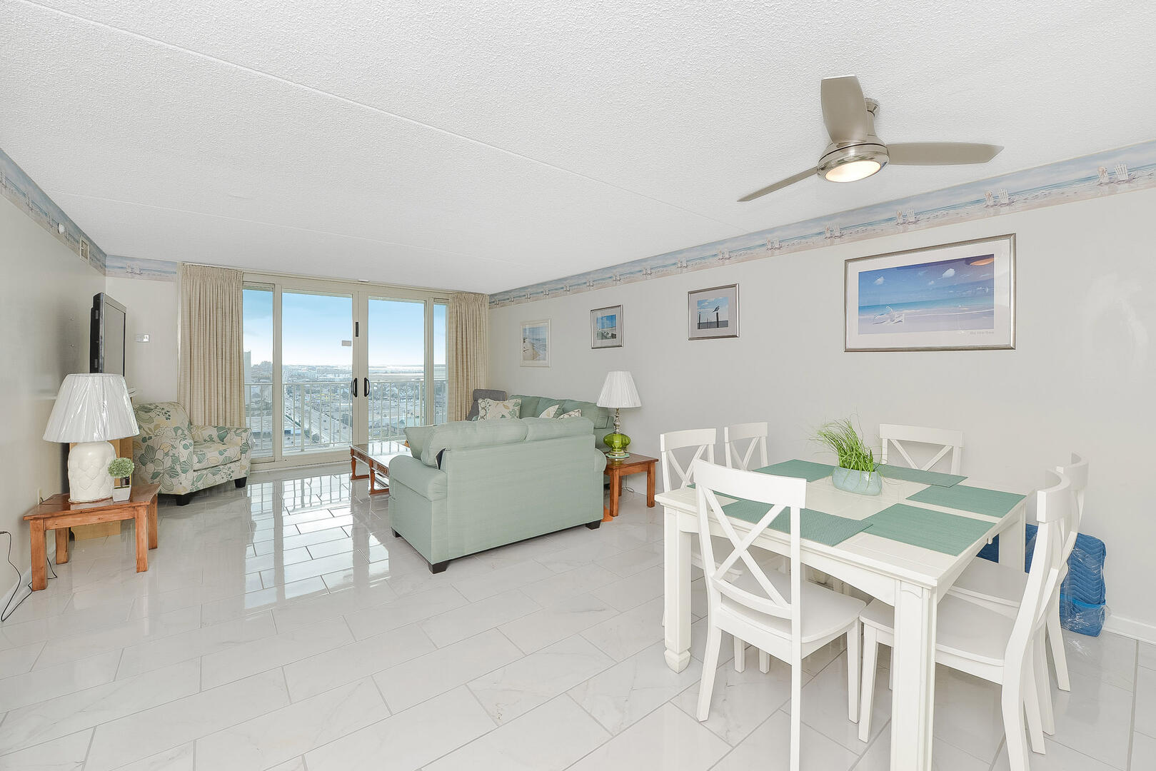 Floor Plan,Living Area,