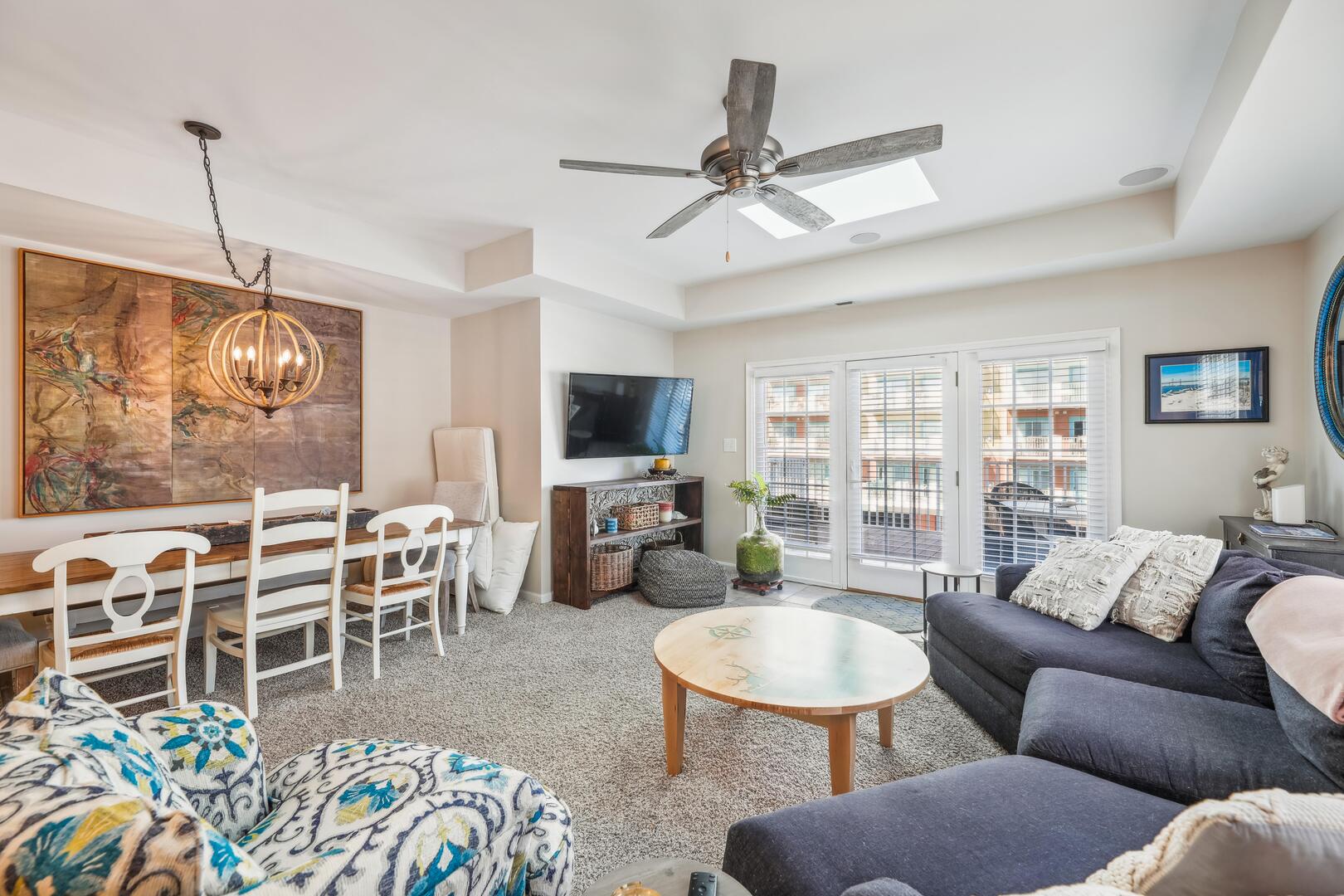 Group,Living Room,