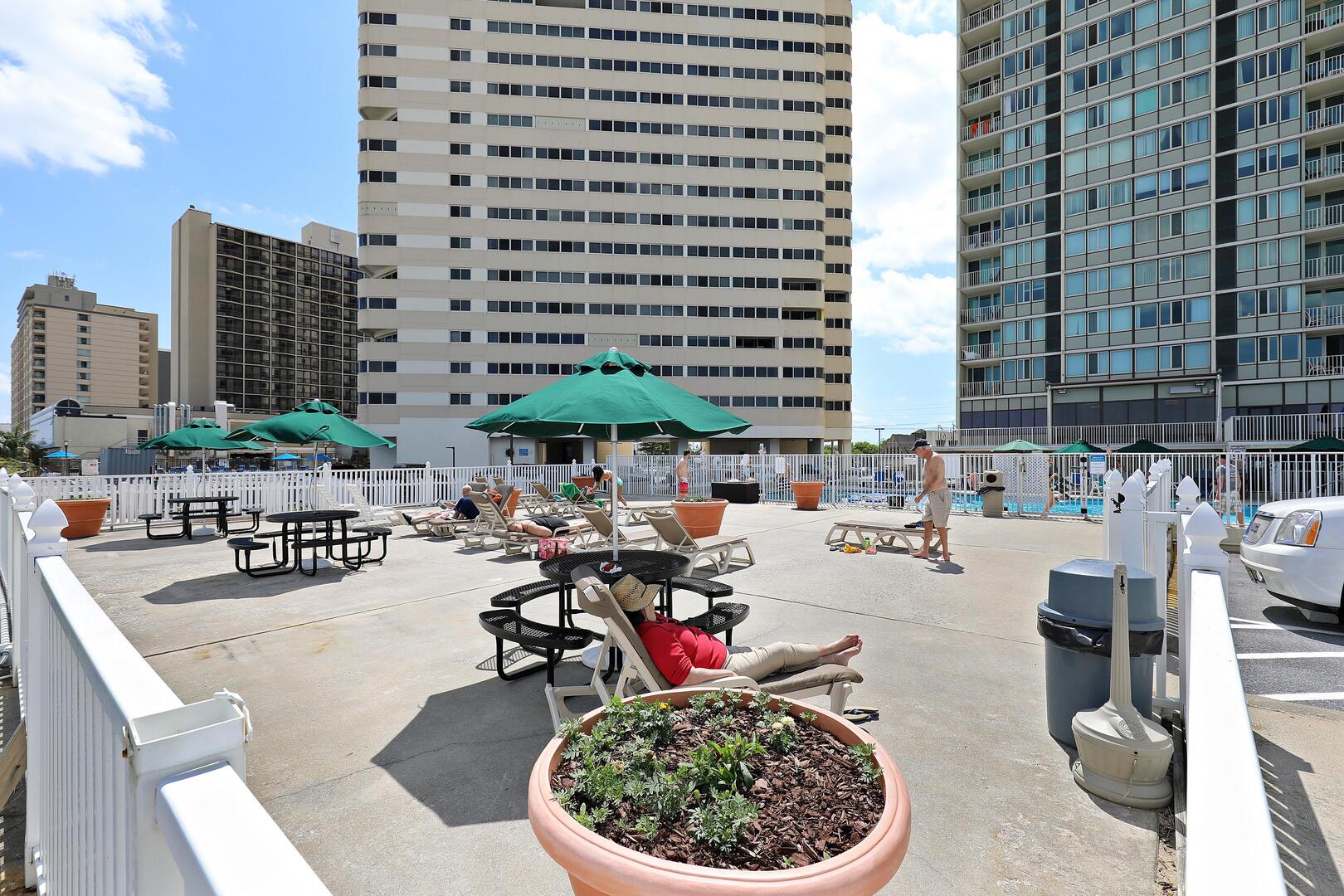 Group,Quay Sun Deck,