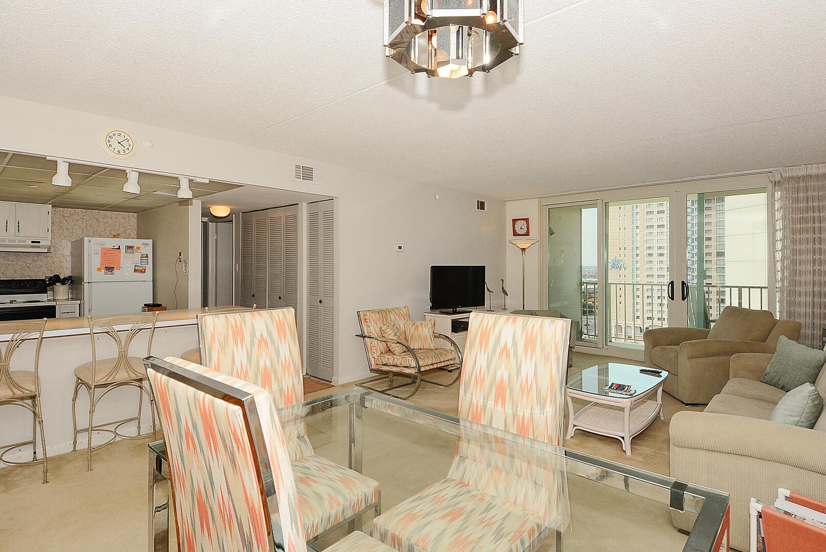 Group,Dining Area,