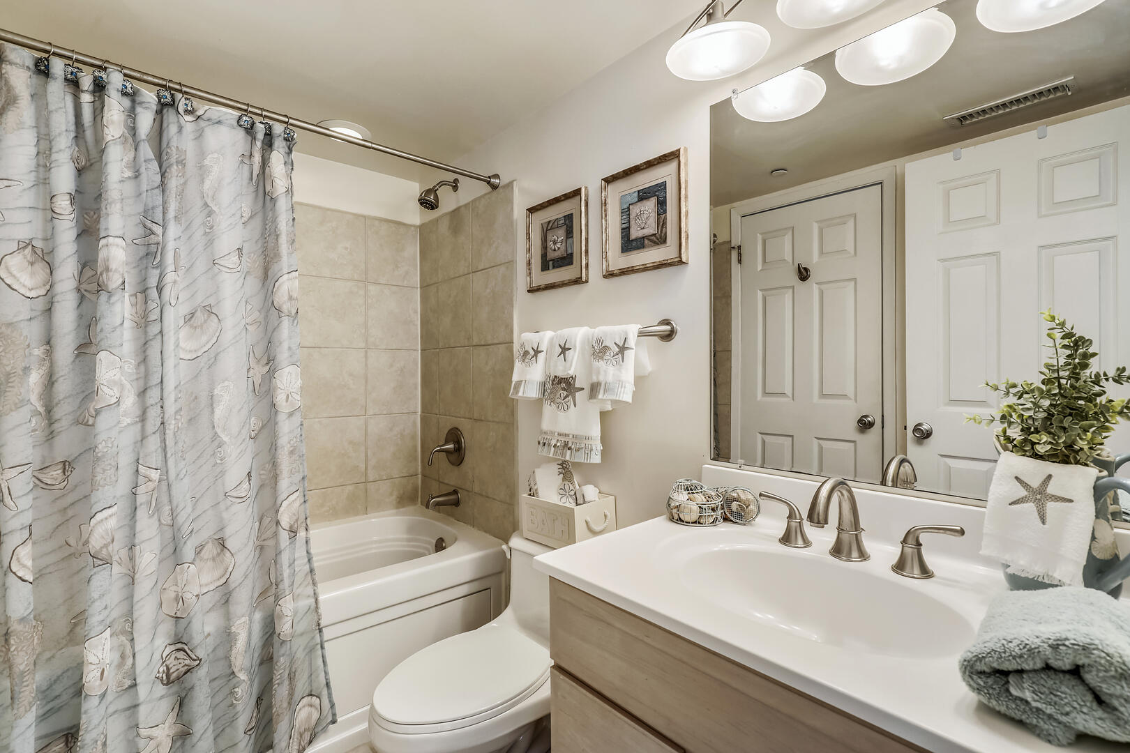 Quay 2503 | Ocean City, MD | Long & Foster Vacation Rentals