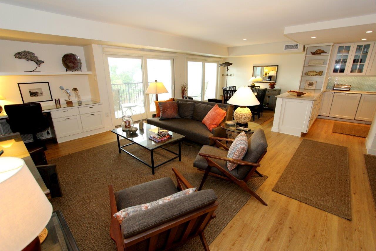 Long & Foster Vacation Rentals-Henlopen Unit 318-image-1