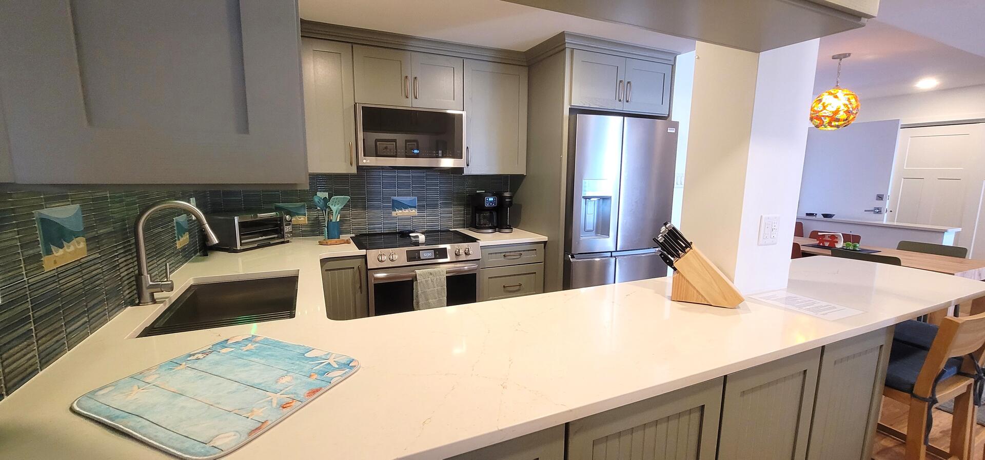Long & Foster Vacation Rentals-Henlopen Unit 515-image-1
