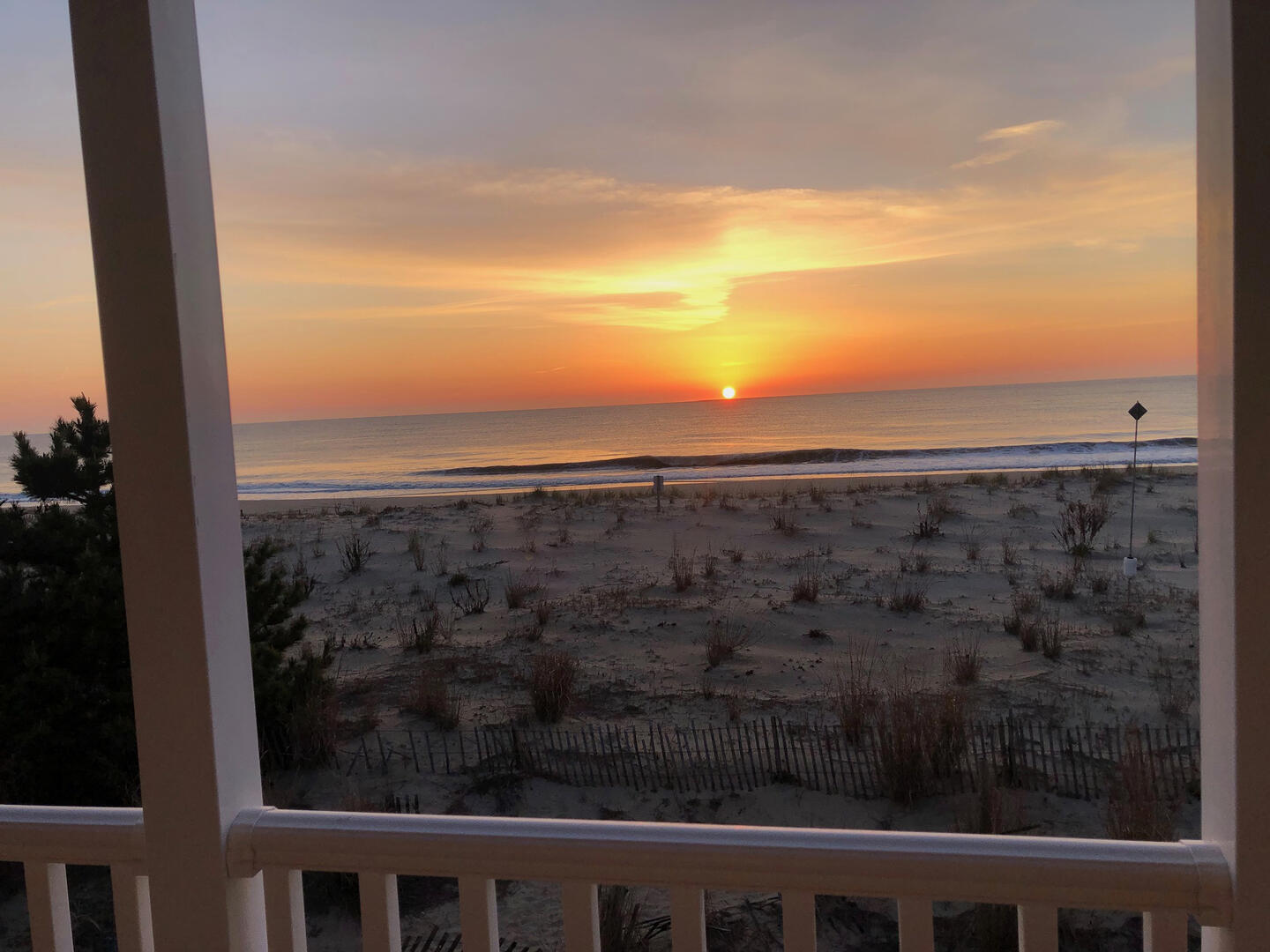 Long & Foster Vacation Rentals-Ocean Front, 1 Saulsbury St #4, Sea Strand-image-1