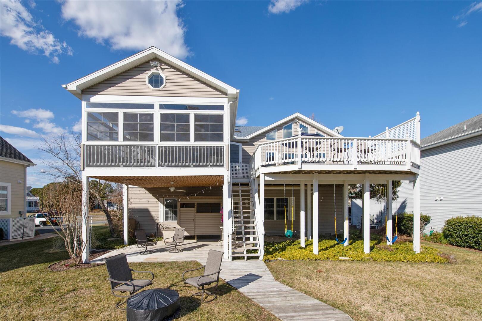 Heron House, 410 Canal Way West, Salt Pond | Bethany Beach, DE | Long & Foster  Vacation Rentals