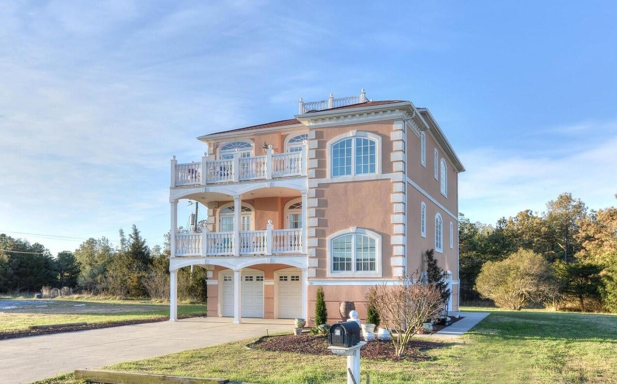Long & Foster Vacation Rentals-The Original Beach Town*-image-1