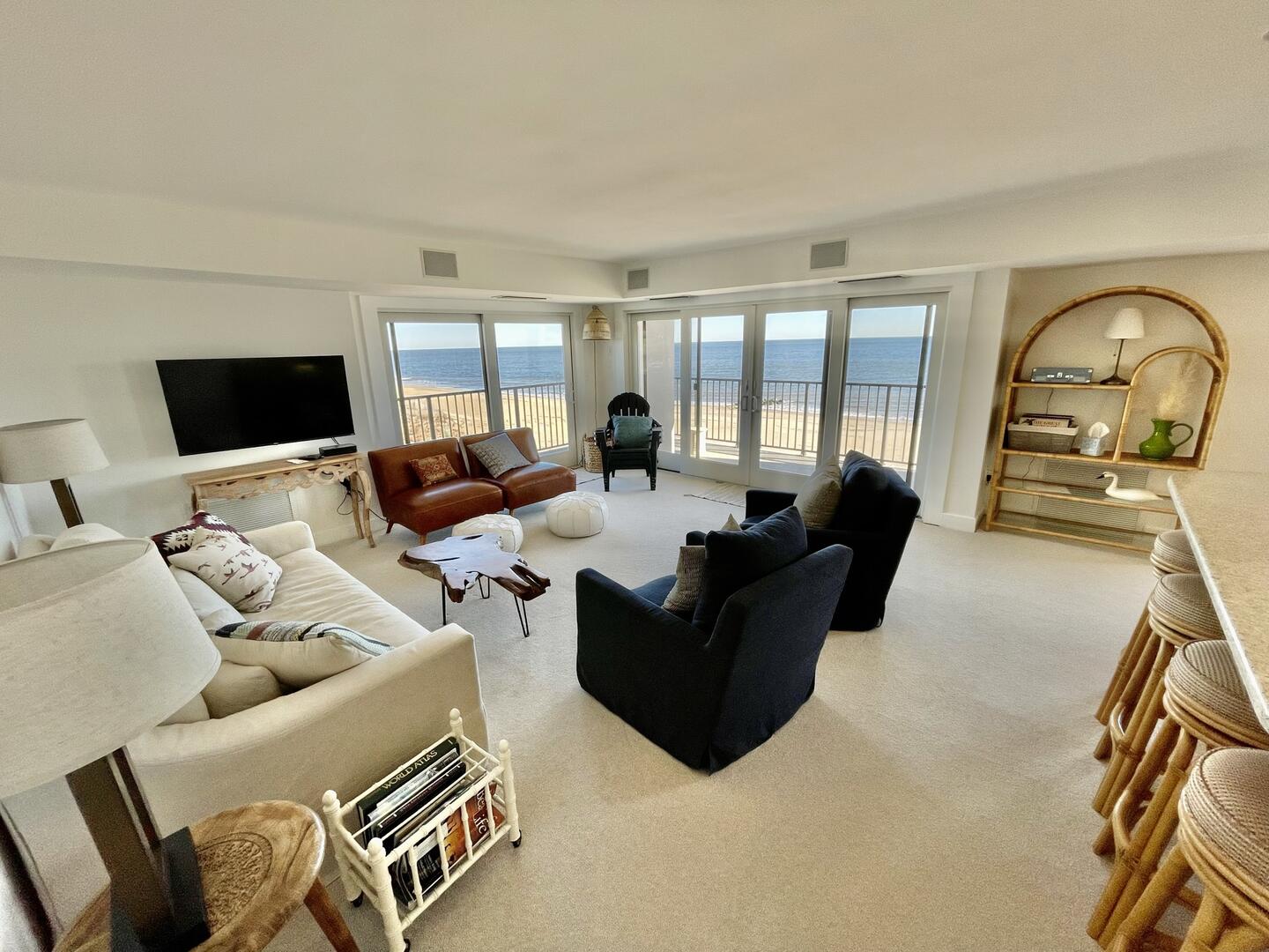Long & Foster Vacation Rentals-Henlopen Unit 302-image-1