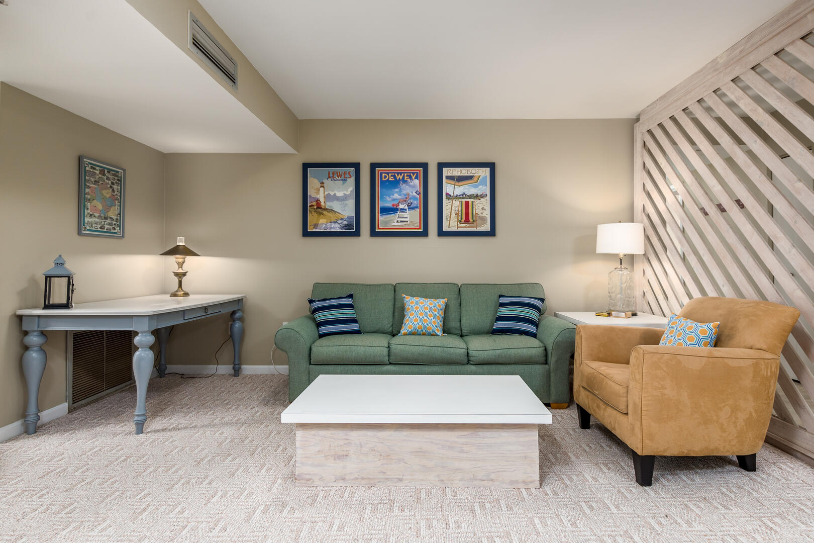 Long & Foster Vacation Rentals-Henlopen Unit 407-image-1