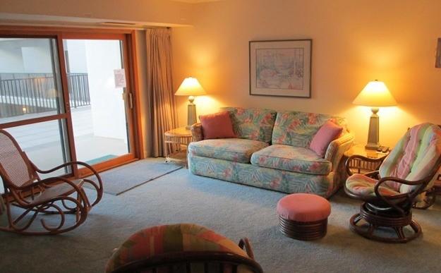 Long & Foster Vacation Rentals-Henlopen Unit 213-image-1
