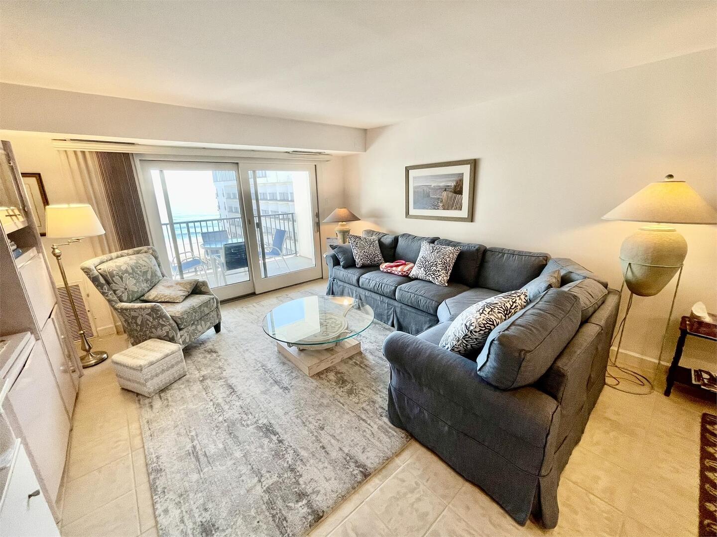 Henlopen Unit 711 Rehoboth Beach, DE Long & Foster Vacation Rentals