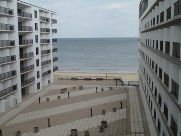 Long & Foster Vacation Rentals-Henlopen Unit 615-image-1