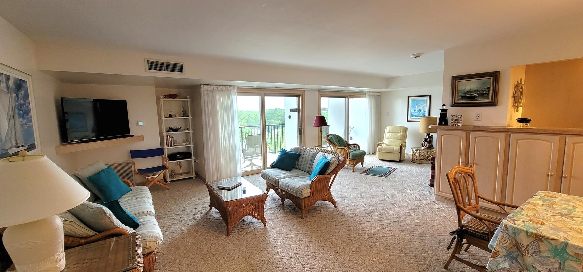 Long & Foster Vacation Rentals-Henlopen Unit 814-image-1