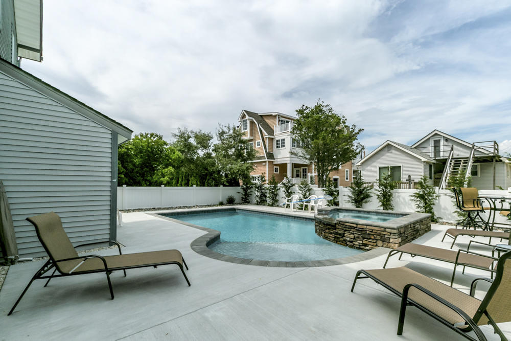 Long & Foster Vacation Rentals-65 E 23rd Street-image-1