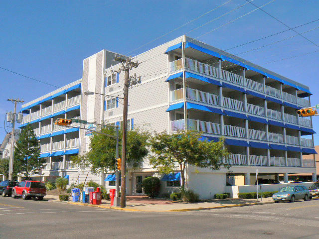1008 Wesley Ave. Unit 211 - Santa Barbara North Condo