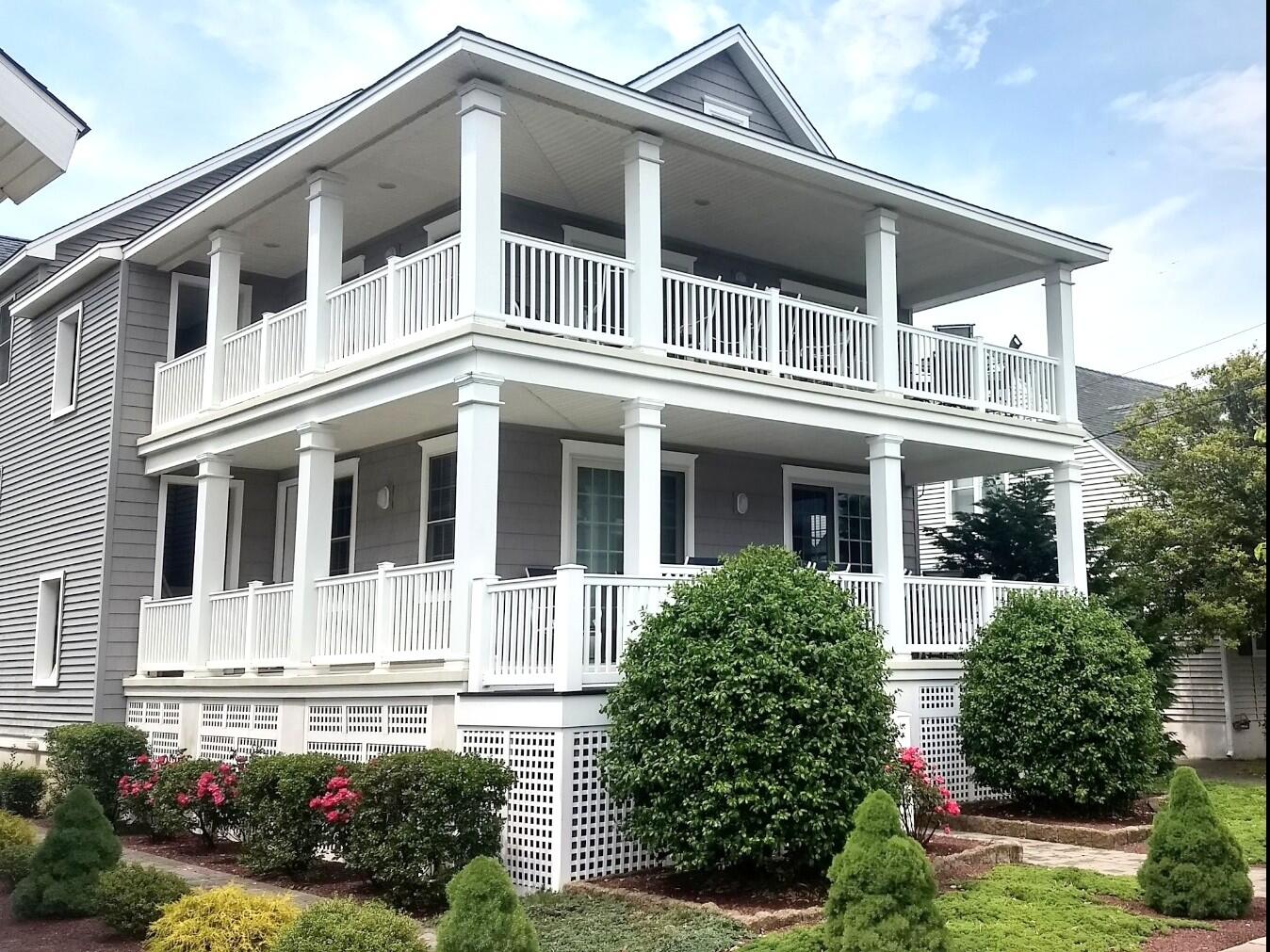 Long & Foster Vacation Rentals-1220 Wesley Ave. 1st Floor-image-1