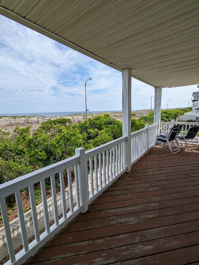 9 45th Street South Sea Isle City, NJ Long & Foster Vacation Rentals